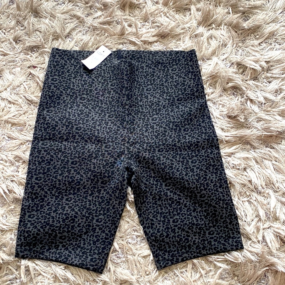 Animal print loft Bermuda shorts